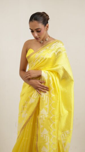 Haldi Glow  Jamdani saree