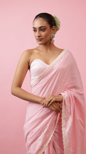 🌸 Blush Petal Jamdani Saree