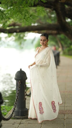 Devi Kolka Embroidered saree with blouse(Festive Special)